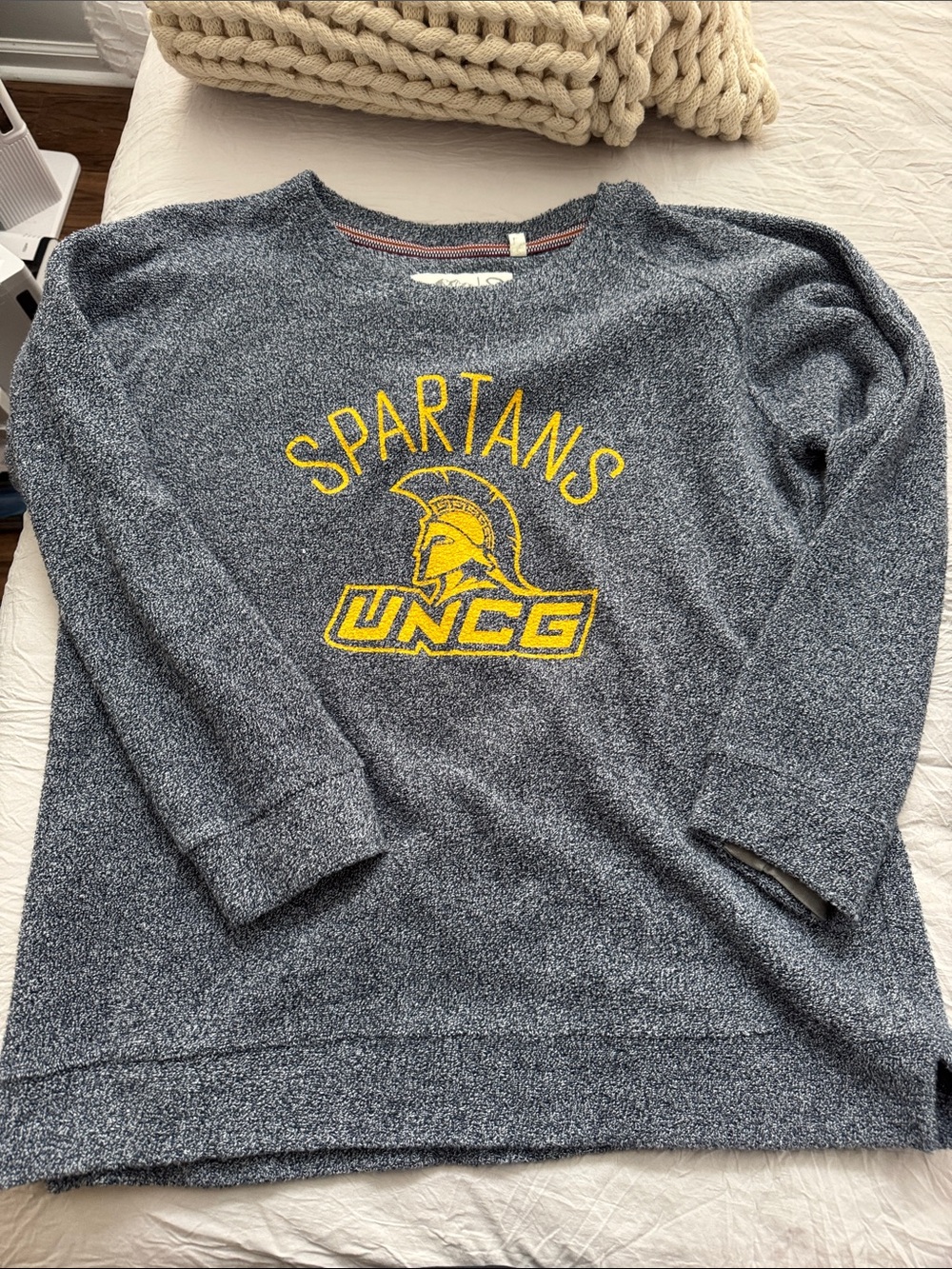 UNCG Spartans Navy Heather Pullover Sweatshirt - Women's